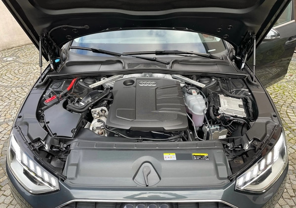 Audi A4 cena 109900 przebieg: 31800, rok produkcji 2020 z Mirsk małe 67